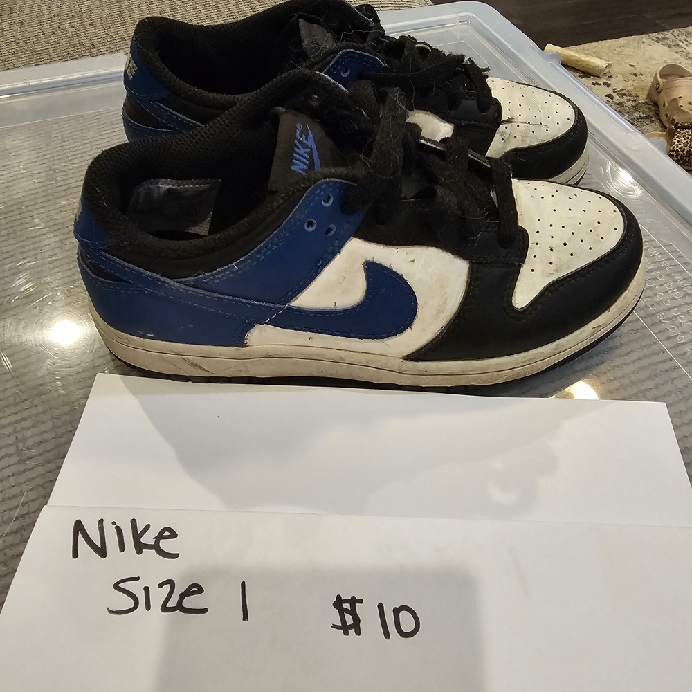 Nike Kids' Black and White Sneakers with Blue Accents